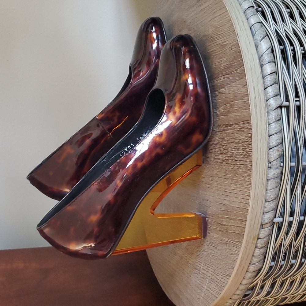 Dries Van Noten patent tortoise lucite pump size 36.5